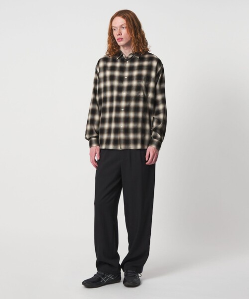 UNITED ARROWS & SONS（ユナイテッドアローズアンドサンズ）の「＜UNITED ARROWS & SONS＞ OMBRE CHECK REG SHIRT/シャツ（シャツ/ブラウス・メンズ・ブラック/マスタード・S/XL/M/L）」の4枚目の写真