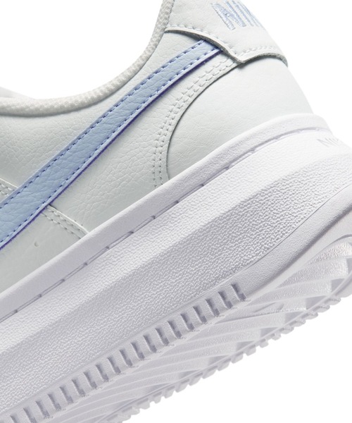 NIKE(ナイキ)の「ナイキ NIKE ナイキ ウィメンズ コート ビジョン アルタ LTR(スニーカー・レディース・ホワイト×ブルー・23.5cm/24.0cm/24.5cm/25.0cm/23.0cm)」の8枚目の写真