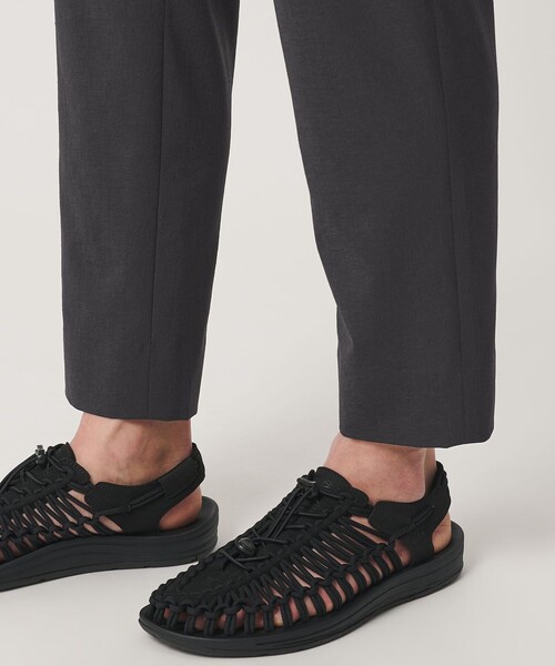 BEAUTY&YOUTH UNITED ARROWS（ビューティーアンドユースユナイテッドアローズ）の「【WEB限定 WARDROBE SMART】サマーファンクション スキニー クロップドパンツ【吸水速乾】（その他パンツ・メンズ・ブラック/ダークグレー/オリーブ・XL/S/M/L）」の19枚目の写真