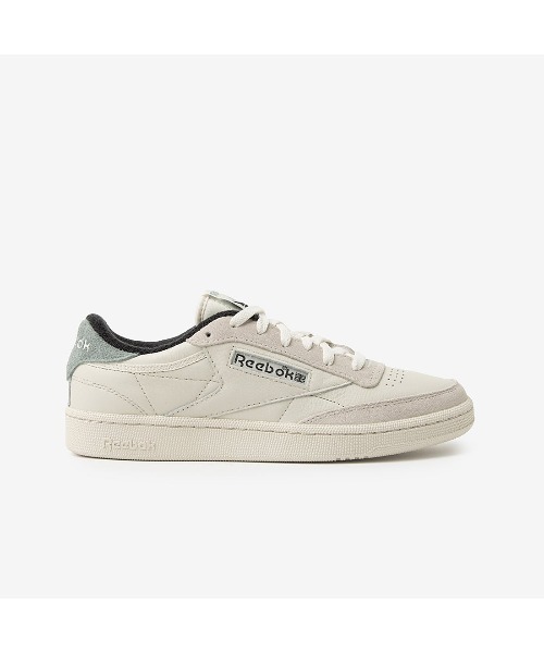 Reebok(リーボック)の「クラブシー 85 / CLUB C 85(スニーカー・メンズ・ホワイト系その他/アイボリー・22.5cm/23.0cm/23.5cm/24.5cm/24.0cm/25.0cm/25.5cm/26.0cm/26.5cm/27.0cm/27.5cm/28.0cm/28.5cm/29.0cm/30.0cm/31cm)」の7枚目の写真