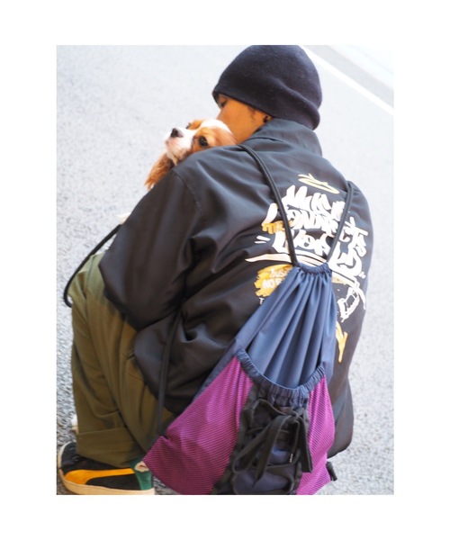 Good Time Apartment(グッドタイムアパートメント)の「Shoelace Knapsack(バックパック/リュック・メンズ・オレンジ/グレー/パープル・FREE)」の5枚目の写真