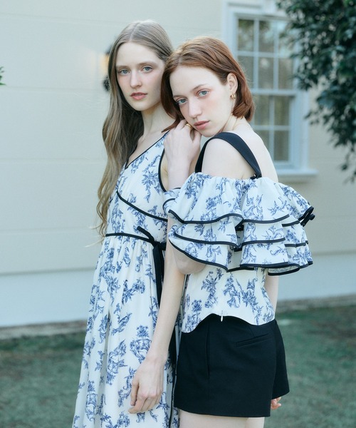EIMY ISTOIRE（エイミーイストワール）の「OFF SHOULDER JOUY FRILL TOPS（その他トップス・レディース・ネイビー/バーガンディー・38/36）」の6枚目の写真