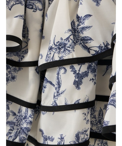 EIMY ISTOIRE（エイミーイストワール）の「OFF SHOULDER JOUY FRILL TOPS（その他トップス・レディース・ネイビー/バーガンディー・38/36）」の13枚目の写真