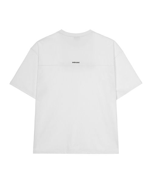 MIHAK（ミハク）の「スポーツエンブレムオーバーサイズTシャツ（ホワイト）（Tシャツ/カットソー・メンズ・その他・1/2/3）」の8枚目の写真