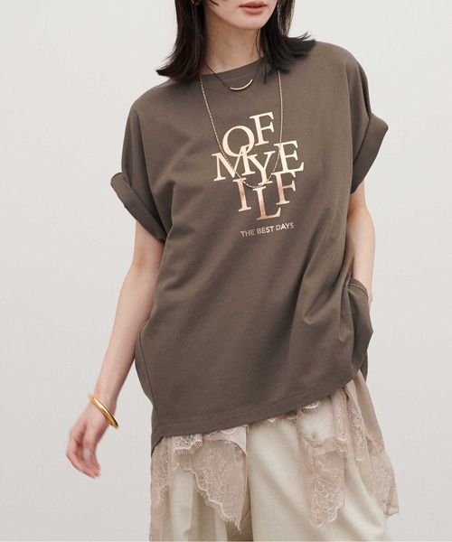 LARUTA(ラルータ)の「【LARUTA】汗染み防止バックスリットロゴT(Tシャツ/カットソー・レディース・スミクロ/ブラウン/オフホワイト・FREE)」の1枚目の写真