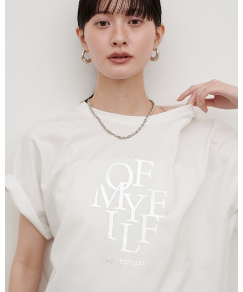 LARUTA(ラルータ)の「【LARUTA】汗染み防止バックスリットロゴT(Tシャツ/カットソー・レディース・スミクロ/ブラウン/オフホワイト・FREE)」の4枚目の写真