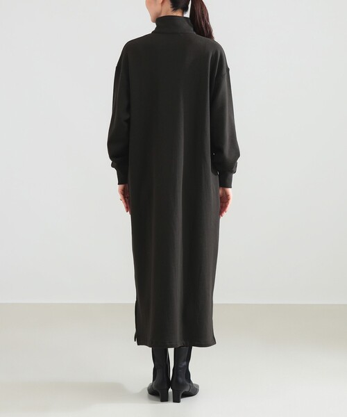 Demi-Luxe BEAMS(デミルクス ビームス)の「【別注】SLOANE / 裏毛 ハーフジップ ワンピース(ワンピース・レディース・ブルー系その他4/ダークグリーン・1/2)」の11枚目の写真