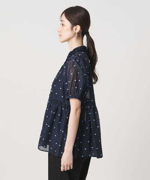 UNITED ARROWS(ユナイテッドアローズ)の「2トーン ドット ジャガード シャツ(シャツ/ブラウス・レディース・オフホワイト/ブラック/ネイビー・FREE)」の16枚目の写真