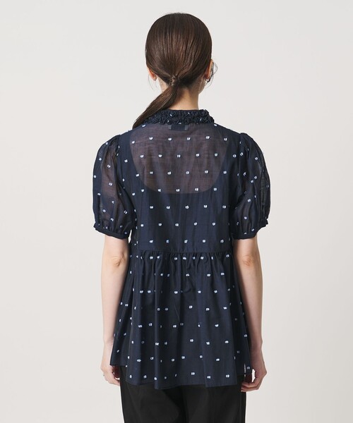 UNITED ARROWS(ユナイテッドアローズ)の「2トーン ドット ジャガード シャツ(シャツ/ブラウス・レディース・オフホワイト/ブラック/ネイビー・FREE)」の17枚目の写真