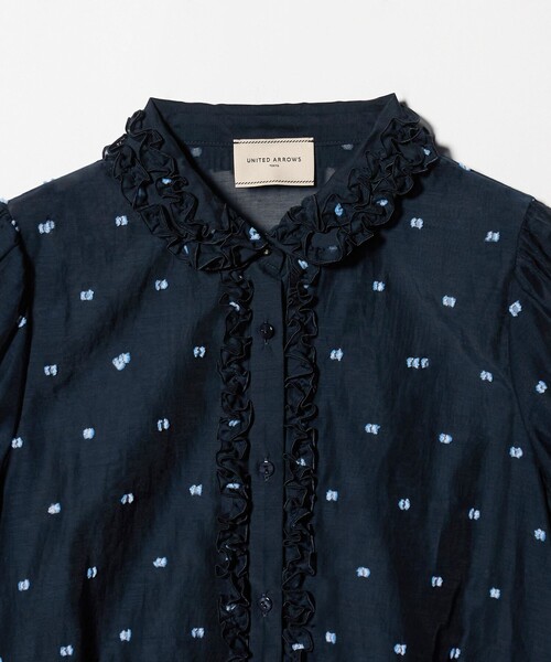 UNITED ARROWS(ユナイテッドアローズ)の「2トーン ドット ジャガード シャツ(シャツ/ブラウス・レディース・オフホワイト/ブラック/ネイビー・FREE)」の20枚目の写真
