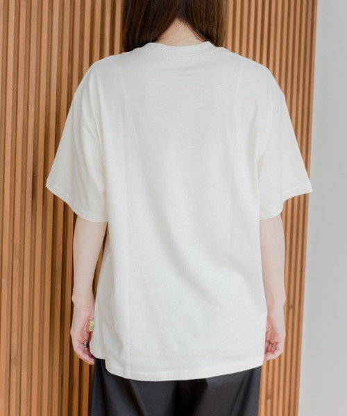 MAKE YOUR DAY(メイクユアデイ)の「あこがれのイケオジ柄半袖Tシャツ(Tシャツ/カットソー・メンズ・アイボリー・L/M)」の10枚目の写真