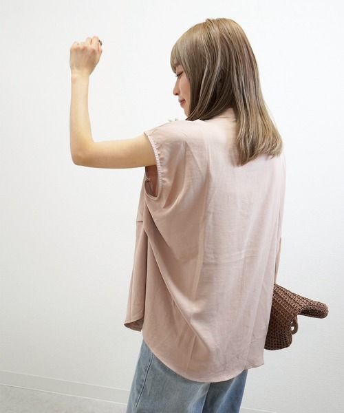 gossara(ゴサラ)の「【ラフに着映える】フレンチスリーブスキッパーブラウス(シャツ/ブラウス・レディース・アイボリー/チャコールグレー/ベージュ/ピンク・FREE)」の13枚目の写真