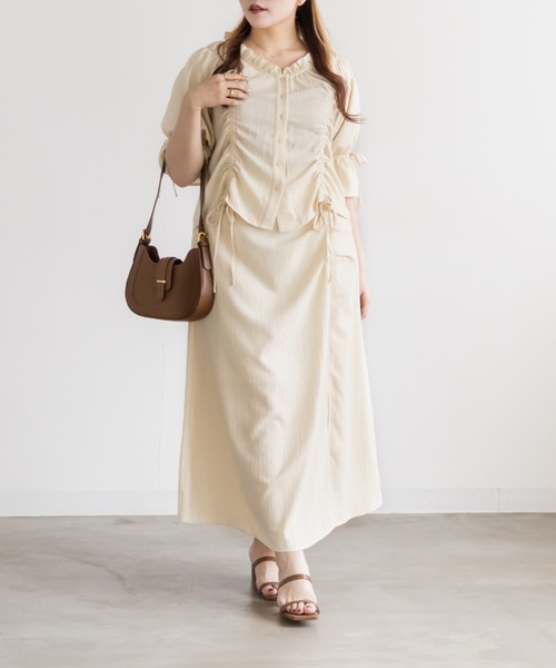 CLETTE(クレット)の「CLETTEオリジナルドロストデザインブラウス(シャツ/ブラウス・レディース・オリーブ/ブラック/イエロー・4L/3L/LL)」の14枚目の写真