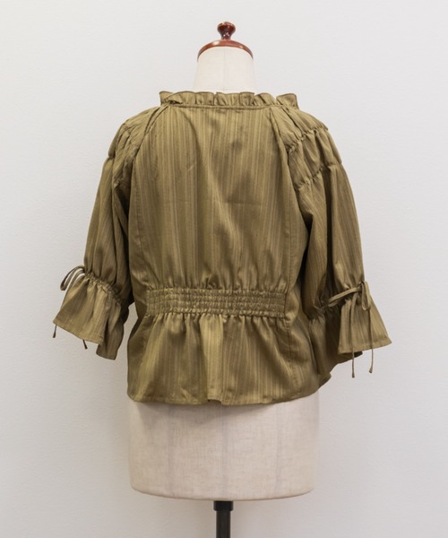CLETTE(クレット)の「CLETTEオリジナルドロストデザインブラウス(シャツ/ブラウス・レディース・オリーブ/ブラック/イエロー・4L/3L/LL)」の18枚目の写真