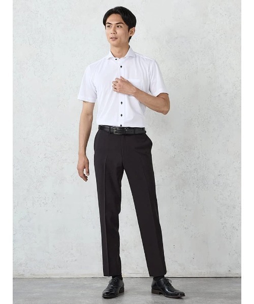 Perfect Suit FActory(パーフェクトスーツファクトリー)の「【完全ノーアイロン/アイスセンサー】半袖アイシャツ カッタウェイ ホワイト(ビジネスシャツ・メンズ・ホワイト・LL/M/L)」の2枚目の写真