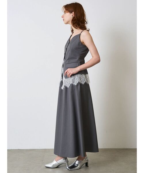 ELENDEEK（エレンディーク）の「LACE LAYERED CAMI OP（ワンピース・レディース・グレー/ブラック・2/1）」の6枚目の写真
