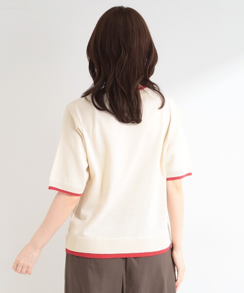 SHOO・LA・RUE(シューラルー)の「【二の腕隠れる/コットン混】配色使いで差がつく 洗える五分袖ニット(ニット/セーター・レディース・グレー/ネイビー/アイボリー・04/03/02/01)」の5枚目の写真