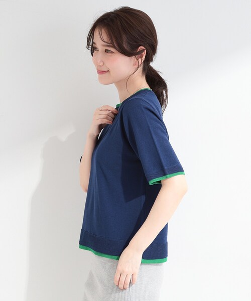 SHOO・LA・RUE(シューラルー)の「【二の腕隠れる/コットン混】配色使いで差がつく 洗える五分袖ニット(ニット/セーター・レディース・グレー/ネイビー/アイボリー・04/03/02/01)」の13枚目の写真