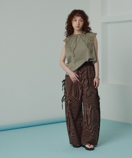 W:Huku(フーク)の「【W:Huku / シルキータッチコットン】ビッグカラー ノースリーブ トップス / Silky-Touch Cotton Big Collar Sleeveless Top(シャツ/ブラウス・レディース・カーキ系/ブルー/ブラック/オフホワイト・FREE)」の10枚目の写真