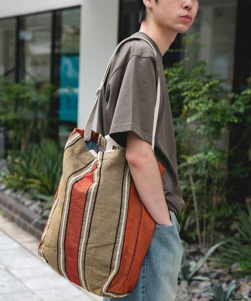 URBAN RESEARCH DOORS（アーバンリサーチドアーズ）の「2WAYストライプトートバッグ（トートバッグ・メンズ・グリーン/オレンジ/ライトブルー・-）」の6枚目の写真