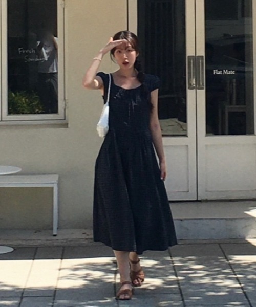 FAVORITO(ファヴォリート)の「チェック柄ワンピース(ワンピース・レディース・ダークブルー・F)」の16枚目の写真