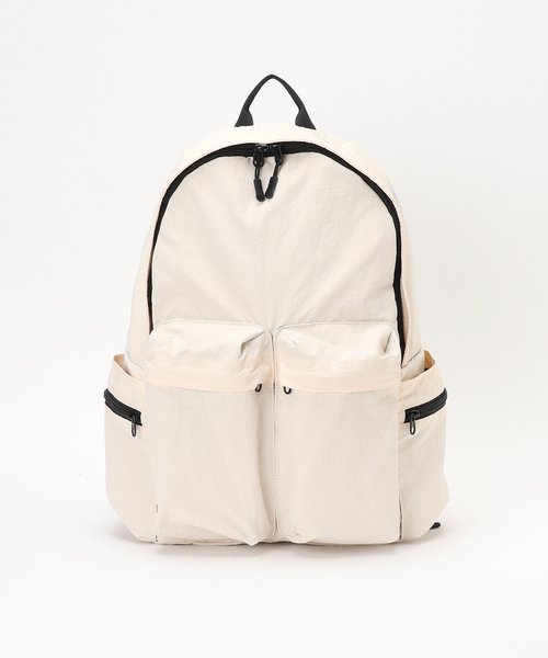 JOURNAL STANDARD relume(ジャーナルスタンダード レリューム)の「《WEB限定》RELUME ダブルポケットリュック(バックパック/リュック・レディース・ブラック/アイボリー・FREE)」の6枚目の写真