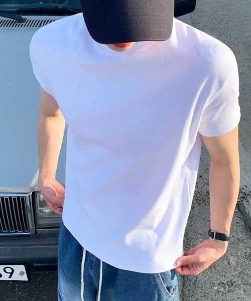 NOWLE（ノウル）の「【NOWLE】ヘビーウェイト コンパクト ボックス クロップド 半袖 Tシャツ / 短丈 ミニマル トップス（Tシャツ/カットソー・メンズ・スモークグレー/ホワイト/ブラック・SMALL/X-LARGE/LARGE/MEDIUM）」の5枚目の写真