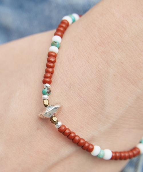 SunKu(サンク)の「SunKu/サンク Vintage Beads Bracelet ヴィンテージビーズ ターコイズ ブレスレット ブラウン メンズ レディース 2026年 夏 夏服(ブレスレット・メンズ・ブラウン・FREE)」の5枚目の写真