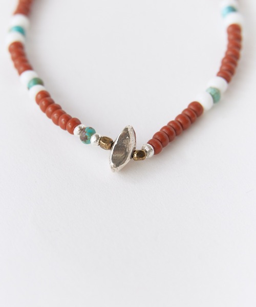SunKu(サンク)の「SunKu/サンク Vintage Beads Bracelet ヴィンテージビーズ ターコイズ ブレスレット ブラウン メンズ レディース 2026年 夏 夏服(ブレスレット・メンズ・ブラウン・FREE)」の6枚目の写真