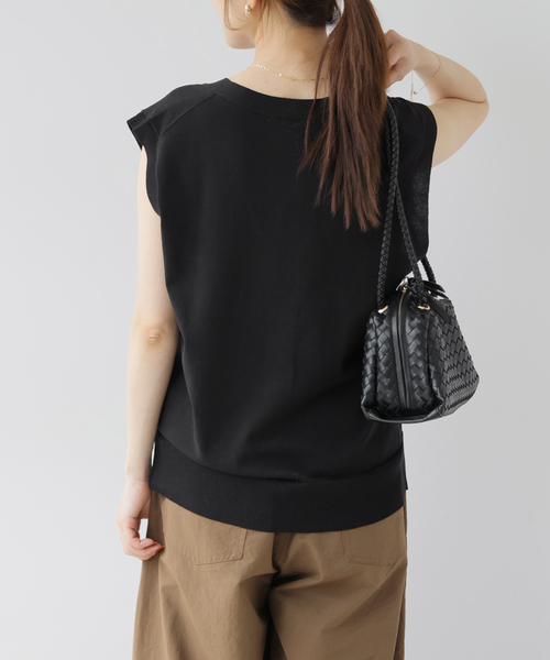 JOURNAL STANDARD relume(ジャーナルスタンダード レリューム)の「ウォッシャブルメタルボタンベスト(ベスト・レディース・ブラック/ブラウン・FREE)」の3枚目の写真