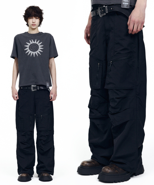AAKAM（アーカム）の「Knee Pin-Tuck Rain Shield Pants (Black)（その他パンツ・レディース・その他・1/2）」の8枚目の写真