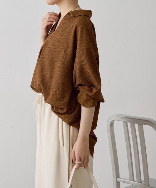 ear PAPILLONNER(イアパピヨネ)の「スキッパーシャツ【SUM1 STYLE】(シャツ/ブラウス・レディース・ブラック/ブラウン・FREE)」の17枚目の写真