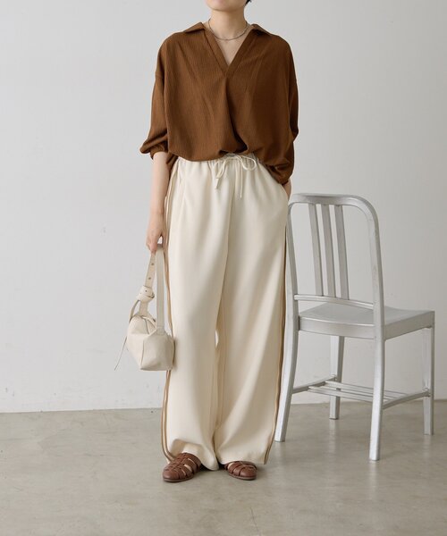 ear PAPILLONNER(イアパピヨネ)の「スキッパーシャツ【SUM1 STYLE】(シャツ/ブラウス・レディース・ブラック/ブラウン・FREE)」の19枚目の写真