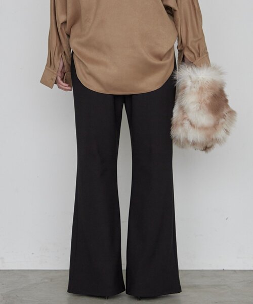 LOUNGEDRESS(ラウンジドレス)の「《すらっと美脚見せ》カットジョーゼットスリットパンツ(その他パンツ・レディース・ブラウン/ブラック・MEDIUM/SMALL)」の14枚目の写真