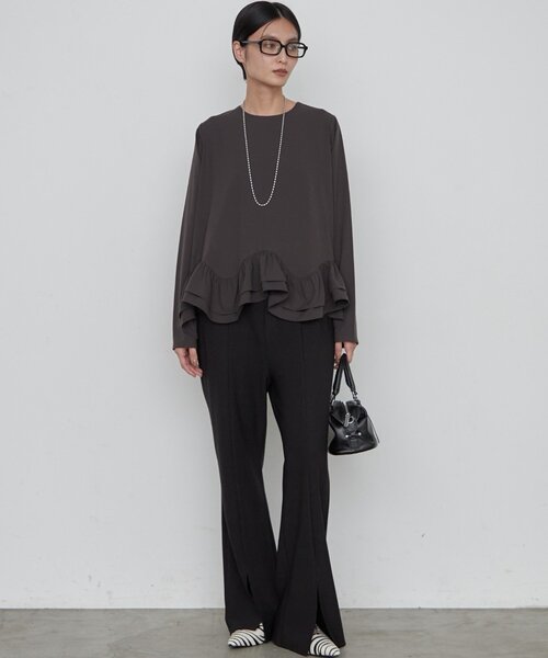 LOUNGEDRESS(ラウンジドレス)の「《すらっと美脚見せ》カットジョーゼットスリットパンツ(その他パンツ・レディース・ブラウン/ブラック・MEDIUM/SMALL)」の18枚目の写真