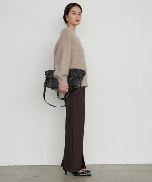 LOUNGEDRESS(ラウンジドレス)の「《すらっと美脚見せ》カットジョーゼットスリットパンツ(その他パンツ・レディース・ブラウン/ブラック・MEDIUM/SMALL)」の22枚目の写真