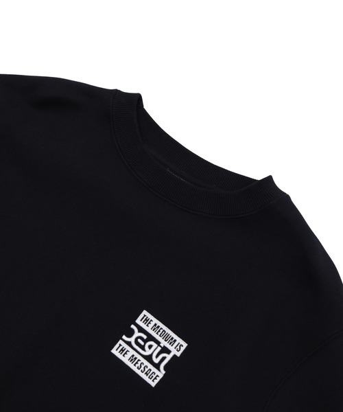 X-girl（エックスガール）の「BOX AND MILLS LOGO PATCH SWEATSHIRT（スウェット・レディース・パープル/ブラウン/ブラック・S/M/L）」の17枚目の写真
