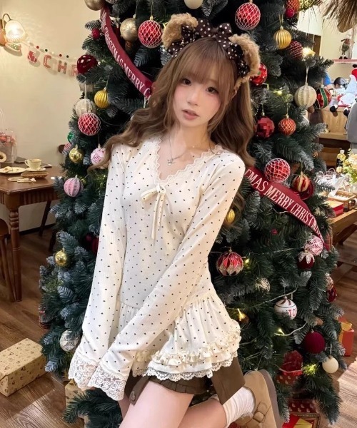 AVYL(アヴィル)の「ドット柄レースフリルリボンリブカットソー(Tシャツ/カットソー・レディース・アイボリー・M)」の5枚目の写真