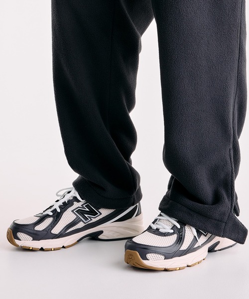 NEW BALANCE(ニューバランス)の「大谷翔平シグネチャースウェットパンツ(裏起毛)(スウェットパンツ・メンズ・ダークグリーン/チャコールグレー・MEDIUM/SMALL/XXX-LARGE/XX-LARGE/X-LARGE/LARGE)」の5枚目の写真