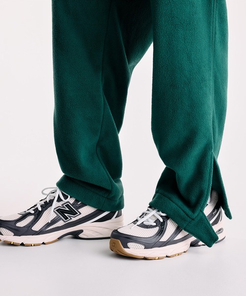 NEW BALANCE(ニューバランス)の「大谷翔平シグネチャースウェットパンツ(裏起毛)(スウェットパンツ・メンズ・ダークグリーン/チャコールグレー・MEDIUM/SMALL/XXX-LARGE/XX-LARGE/X-LARGE/LARGE)」の9枚目の写真