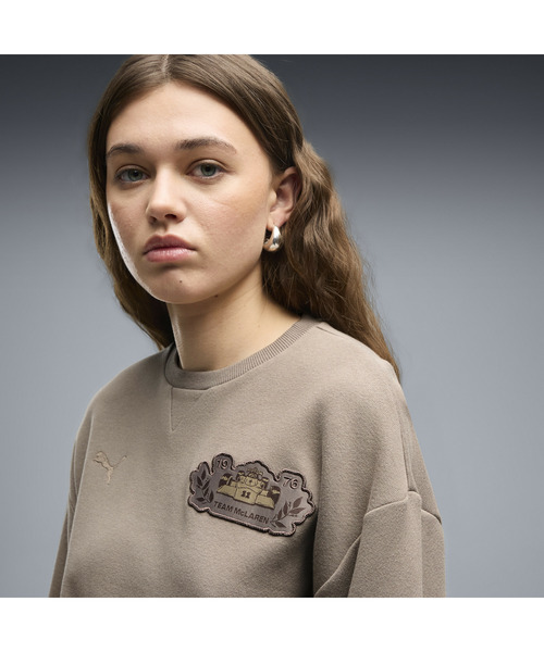 PUMA（プーマ）の「PUMA プーマ メンズ マクラーレン レーシング クルーネック スウェット（スウェット・メンズ・ブラック系その他/グレー・X-LARGE/X-SMALL/MEDIUM/SMALL/LARGE）」の3枚目の写真
