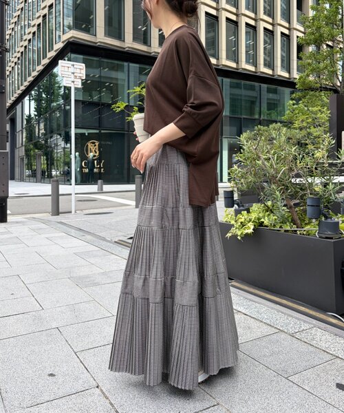 Jena espace merveilleux(ジェナ エスパスメルヴェイユ)の「ダンボール5分袖カットソー(Tシャツ/カットソー・レディース・ブラウン/グレー・FREE)」の11枚目の写真