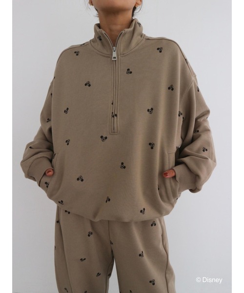 TRUNC(トランクエイティーエイト)の「Disney/Mickey Mouse Design Sweatshirt(スウェット・レディース・ベージュ/ブラック・FREE)」の1枚目の写真