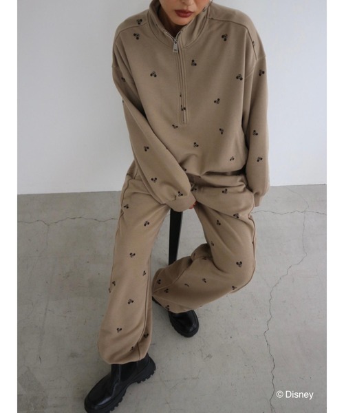 TRUNC(トランクエイティーエイト)の「Disney/Mickey Mouse Design Sweatshirt(スウェット・レディース・ベージュ/ブラック・FREE)」の20枚目の写真