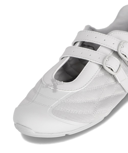 FILA(フィラ)の「FILA X OJOS RITMO SLEEK VC / フィラ x オホス リトモ スリーク VC(スニーカー・レディース・グレー・25.0cm/24.0cm/23.0cm/26.0cm)」の3枚目の写真