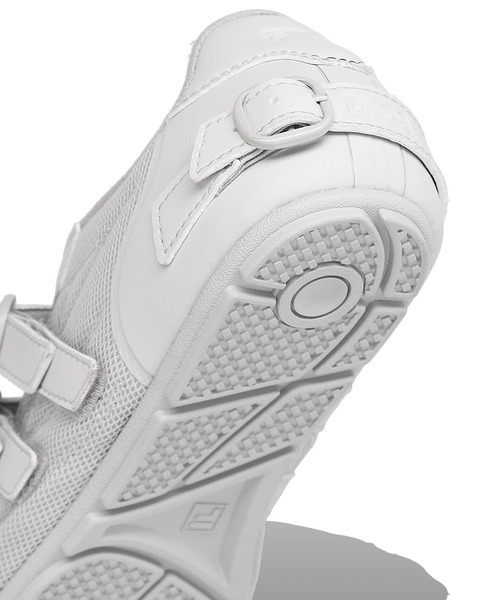 FILA(フィラ)の「FILA X OJOS RITMO SLEEK VC / フィラ x オホス リトモ スリーク VC(スニーカー・レディース・グレー・25.0cm/24.0cm/23.0cm/26.0cm)」の7枚目の写真