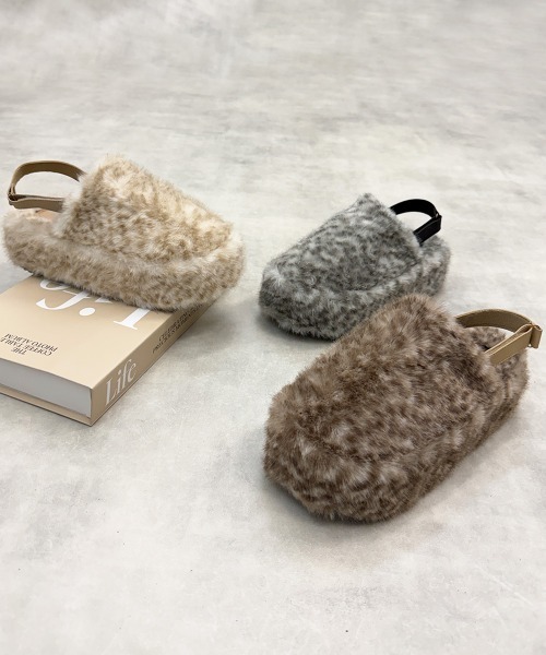 DEMETER（デメテル）の「厚底 プラットフォーム バックストラップ ファーサンダル（サンダル・レディース・ブラック/ベージュ/ブラウン・LL/M/L/S）」の4枚目の写真