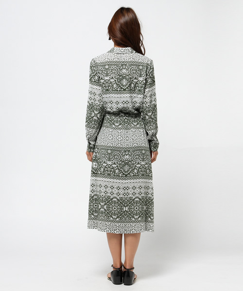 MOUSSY（マウジー）の「TILE PATTERN SHIRT DRESS（ワンピース・レディース・グリーン系その他/オレンジ系その他/ダークネイビー・FREE）」の10枚目の写真