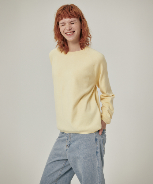 FLATWAVE IN SEOUL（フラットウェーブインソウル）の「MAREL ルーズフィット ラウンドネックニット イエロー（ニット/セーター・レディース・その他・FREE）」の4枚目の写真