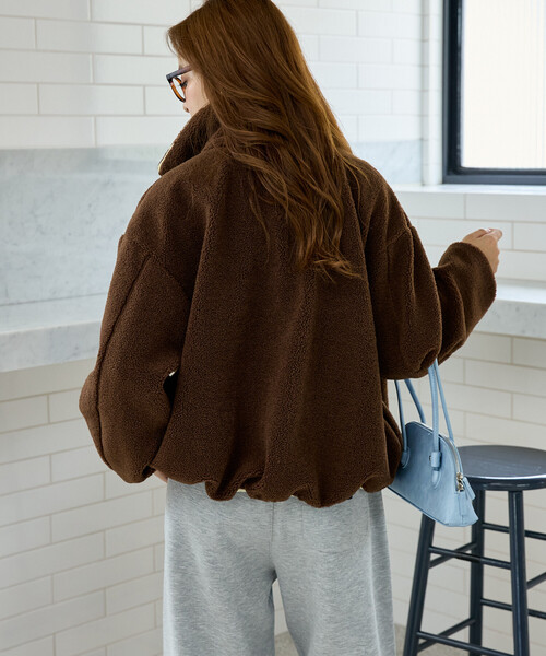 GAP(ギャップ)の「PUBLUX × GAP/ギャップ 配色 リボン ドローコード ジップ フリース ジャケット 限定展開(ブルゾン・レディース・ブラウン/ベージュ/チャコールグレー・フリ-)」の15枚目の写真
